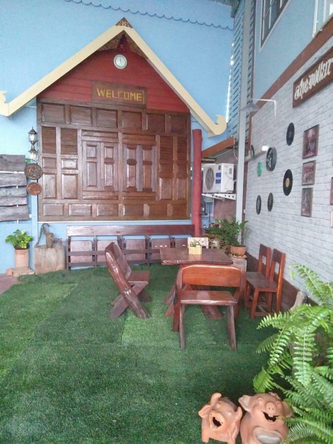 Ban Khun Rin Homestay Ампхава Экстерьер фото